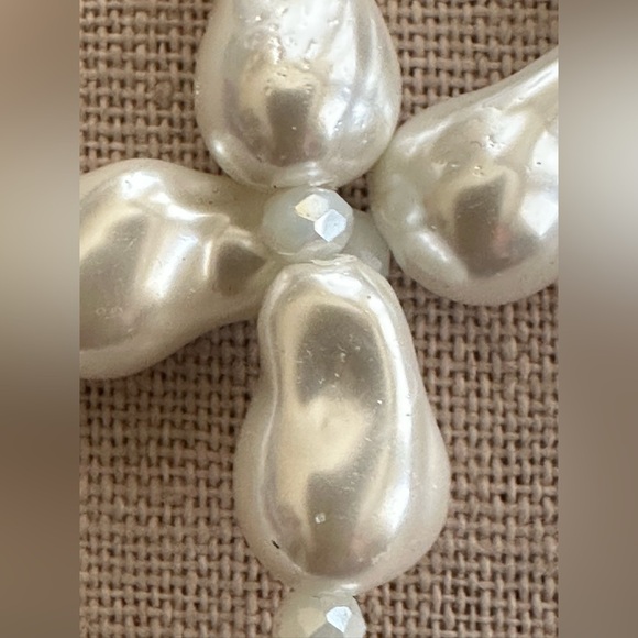 20-1/2 inch White Shell Pearl Baroque bead Necklace NWOT - Picture 5 of 10